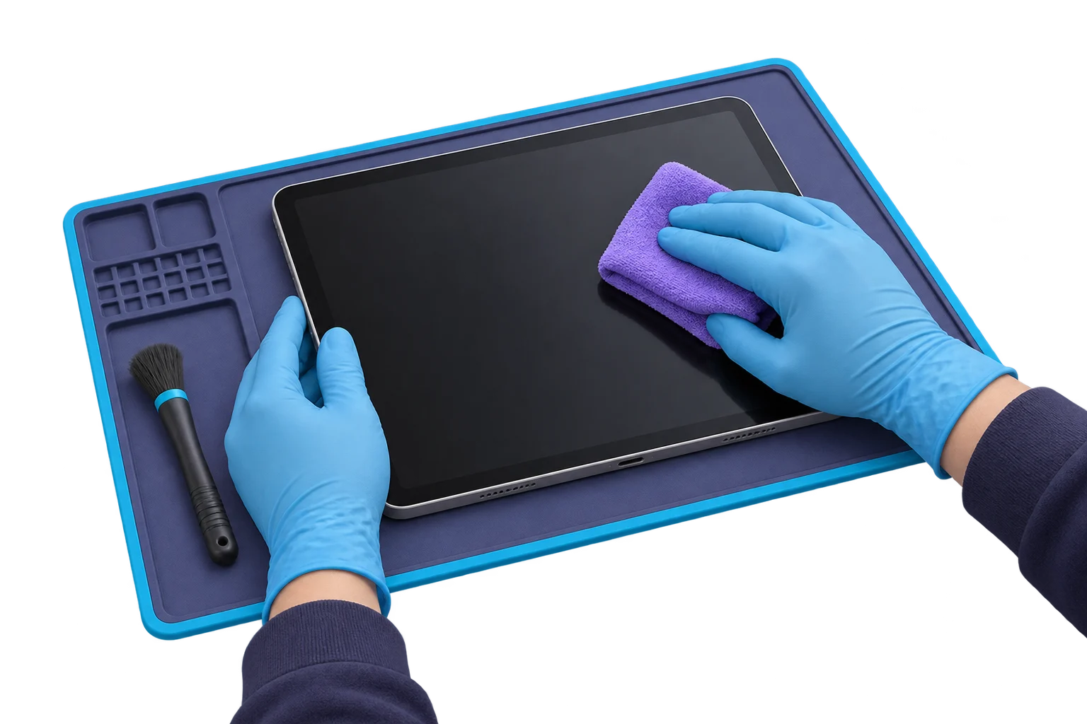 Ilustración de limpieza exterior de un iPad con paño de microfibra